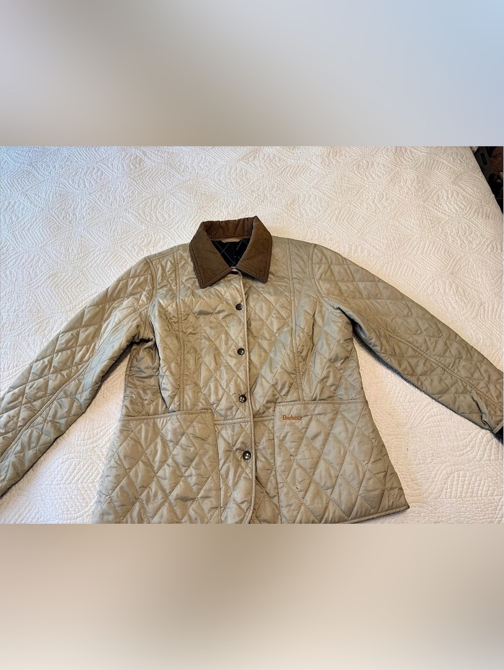 Barbour Summer Liddesdale Quilted Jacket in Beige Size Medium